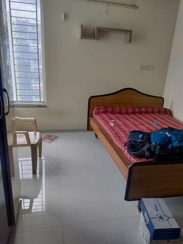 Room in 2.5 BHK Apartment at Lohia Jain Megh Malhar Raga, Bavdhan – for Rent