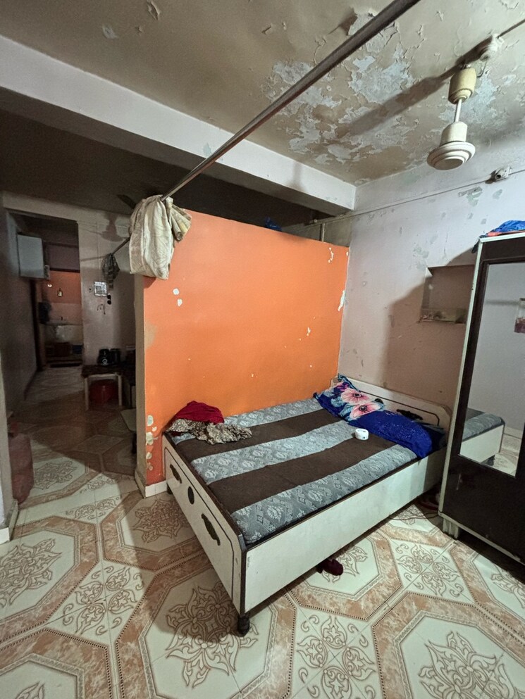 Room, vallabh nagar 3.5 Bedroom 750 Sq.Ft. Independent House In Vallabh Nagar Pune 8518255