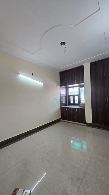 1.5 BHK Apartment For Rent in Paschim Vihar