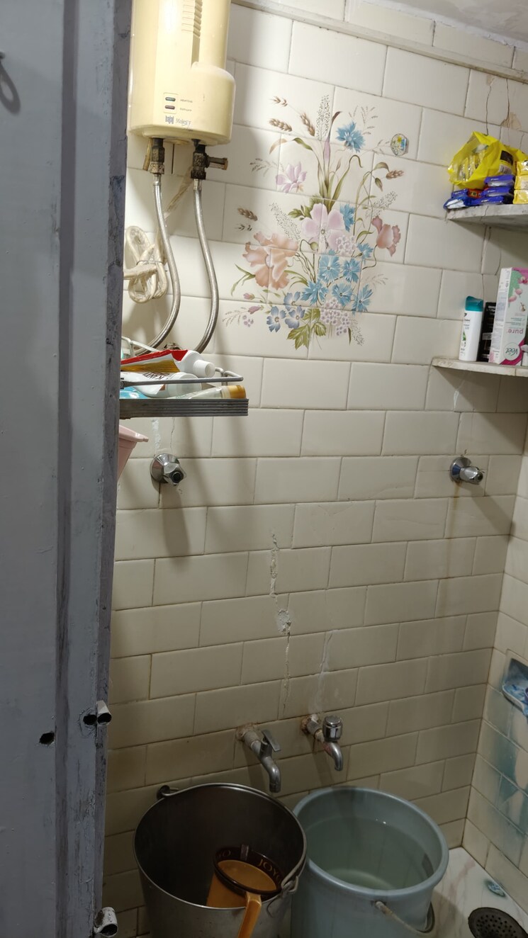 Attached Bathroom, chandrakant-society 2 Bedroom 650 Sq.Ft. Apartment In Charai Thane 8518336