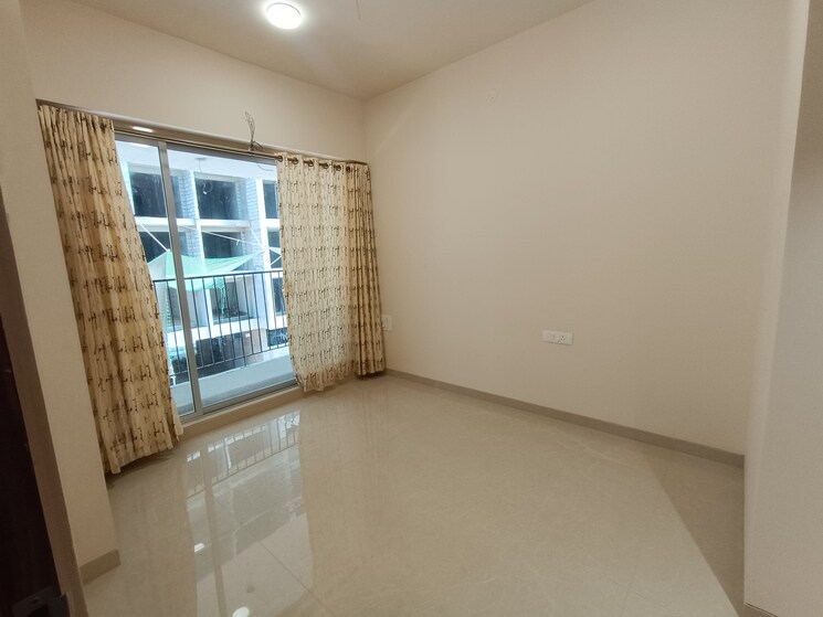 Room, vasai west 1 Bedroom 560 Sq.Ft. Apartment In Vasai West Palghar 8518342
