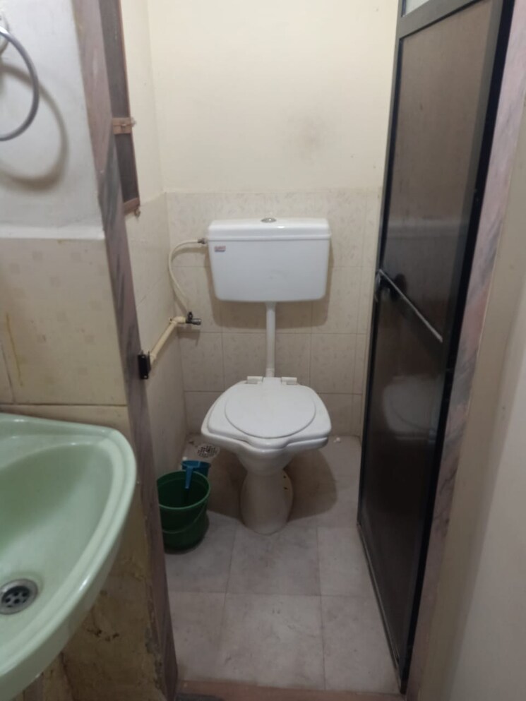 Attached Bathroom, madhav-sansar 1 Bedroom 580 Sq.Ft. Apartment In Kalyan West Thane 8518412