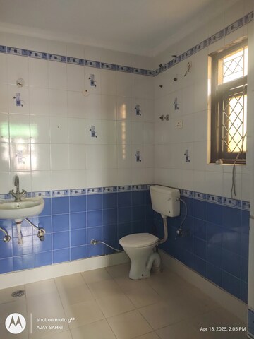 Attached Bathroom in 2 BHK Builder Floor at Mehrauli – for Rent