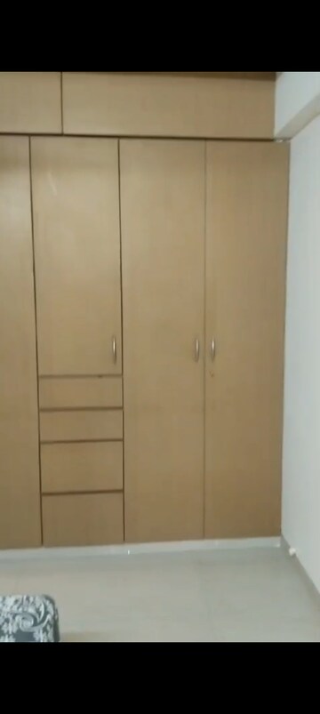 Room in 3 BHK Apartment at Brindavan, Kalina – for Rent