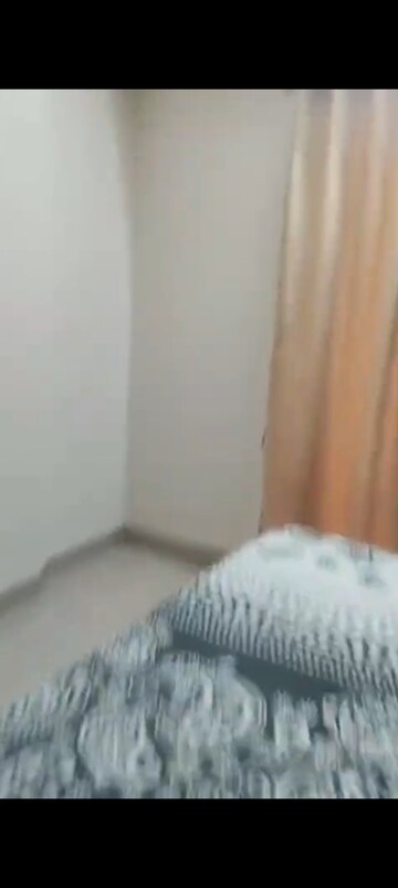 Room in 3 BHK Apartment at Brindavan, Kalina – for Rent