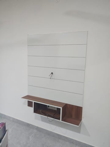  5 BHK Builder Floor at Sector 14 – for Rent