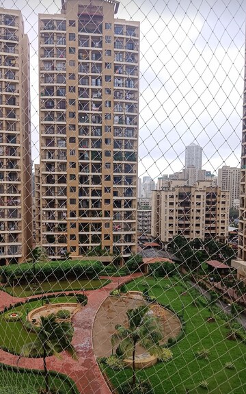 1 BHK Apartment For Rent in K Raheja Heights, Malad East