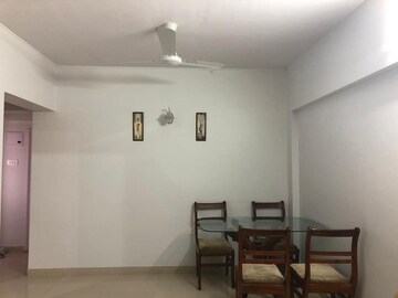 Room in 2 BHK Apartment at K Raheja Vihar, Powai – for Rent