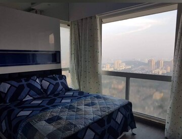Room in 2 BHK Apartment at Satellite Tower, Goregaon East – for Rent