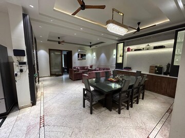 Living Room in 6+ BHK Independent House at Sector 50 – for Rent