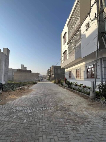  Plot For Sale in SK The Grand City, Jewar