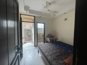 Room in 1 BHK Builder Floor at Malviya Nagar – for Rent
