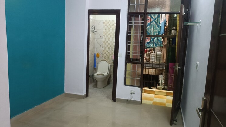 Room, vaishali sector 5 2 Bedroom 850 Sq.Ft. Builder Floor In Vaishali Sector 5 Ghaziabad 8518621
