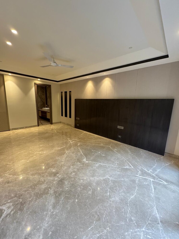 Room, vasant vihar 2 Bedroom 1100 Sq.Ft. Builder Floor In Vasant Vihar Delhi 8518628