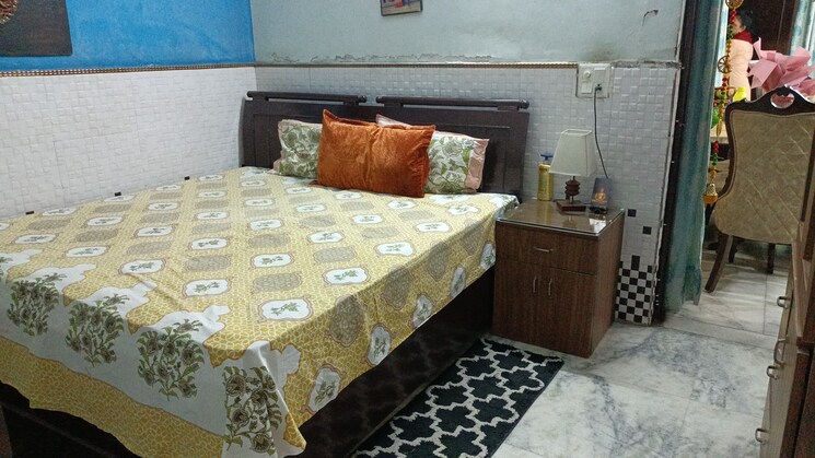 Room, vaishali sector 6 2 Bedroom 1000 Sq.Ft. Builder Floor In Vaishali Sector 6 Ghaziabad 8518631