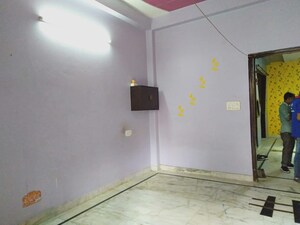 Room in 2 BHK Builder Floor at Vaishali Sector 5 – for Sale