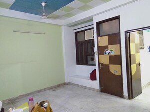 Room in 2 BHK Builder Floor at Vaishali Sector 5 – for Sale