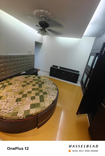 Living Room in 2 BHK Apartment at Versova – for Rent