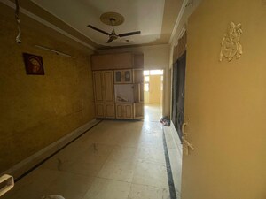 Room in 1 BHK Builder Floor at Vaishali Sector 6 – for Sale