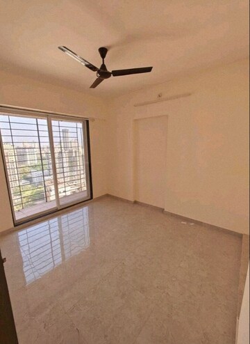 Room in 1 BHK Apartment at Damji Shamji Mahavir Kalpavruksha Wing J Phase 2, Kasarvadavali – for Rent