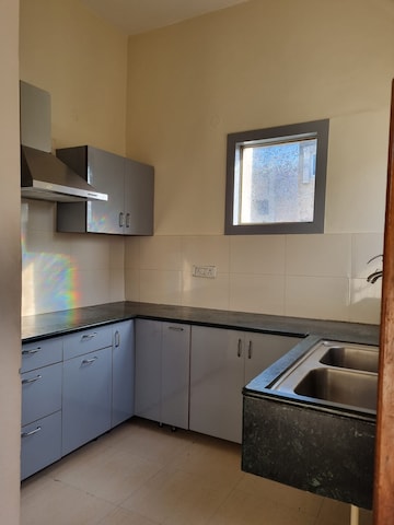 Kitchen in 2 BHK Builder Floor at Sector 18 – for Rent