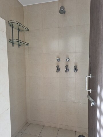 Bathroom in 2 BHK Builder Floor at Sector 18 – for Rent