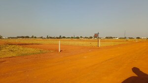  Plot For Sale in Labhandi