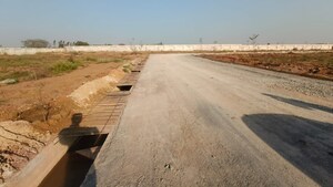  Plot at Labhandi – for Sale