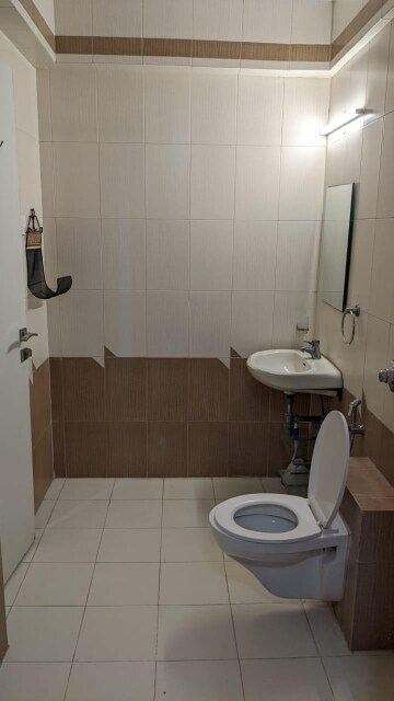 Attached Bathroom in 3 BHK Apartment at Orbit Eternia, Lower Parel – for Rent