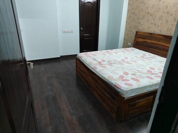 Room in 2 BHK Apartment at Aims Golf Avenue I, Sector 75 – for Rent