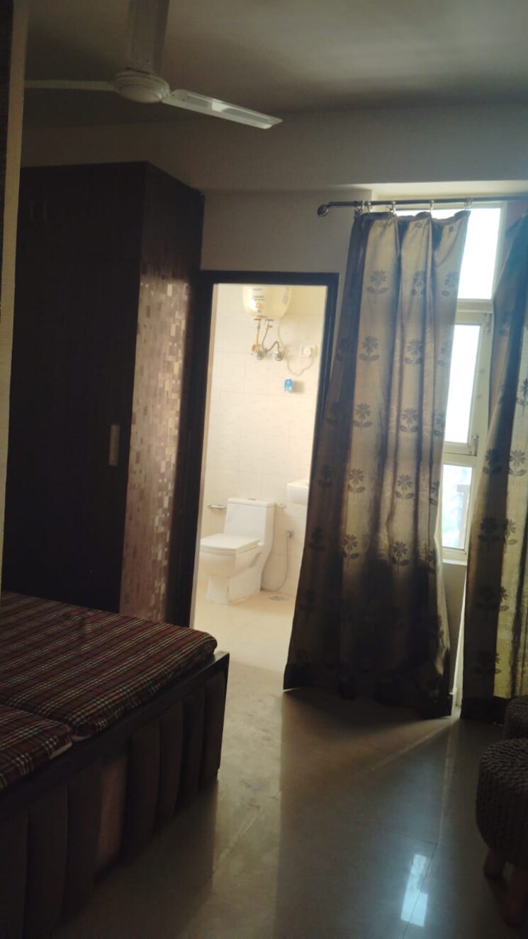 Bedroom, shree-vardhman-mantra 2 Bedroom 600 Sq.Ft. Apartment In Sector 67 Gurgaon 8519096