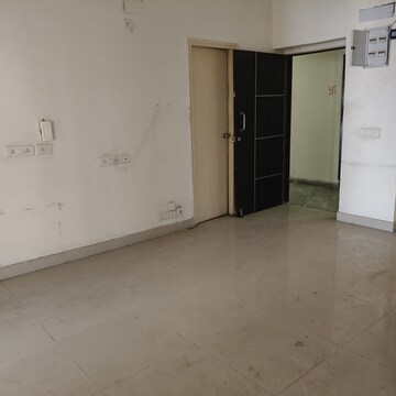 2.5 BHK Apartment For Rent in Galaxy North Avenue, Gaur City 2 