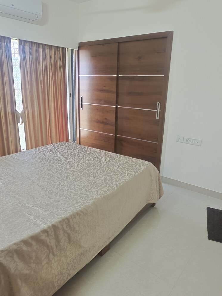 Bedroom, hubtown-greenwoods 3 Bedroom 672 Sq.Ft. Apartment In Vartak Nagar Thane 8519199