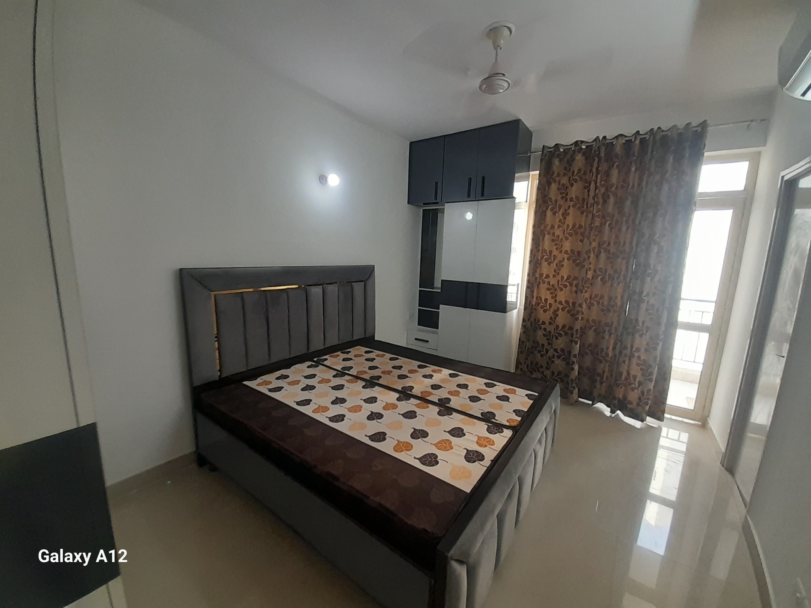 2 BHK + Extra Room Apartment For Sale in Suncity Avenue 76