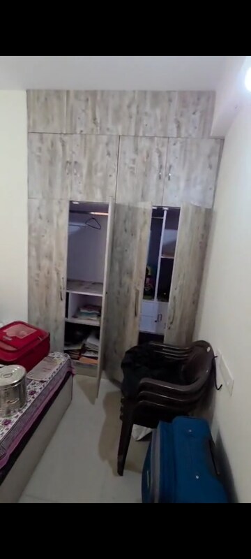 Room in 2 BHK Apartment at VVIP Addresses, Raj Nagar Extension – for Rent