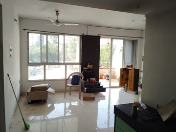 Room in 3 BHK Apartment at Aditya Shagun, Bavdhan – for Rent