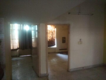  2 BHK Builder Floor at Sector 22b – for Rent