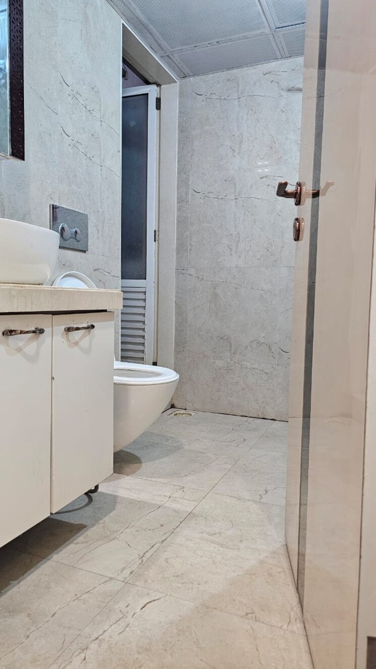 Bathroom, dosti-west-county 2 Bedroom 640 Sq.Ft. Apartment In Balkum Pada Thane 8519328