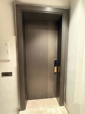  5 BHK Apartment at Green Wood City, Sector 45 – for Sale