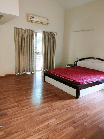 Room in 3 BHK Villa at Forest Trails Cascade And Crescent, Bhugaon – for Rent