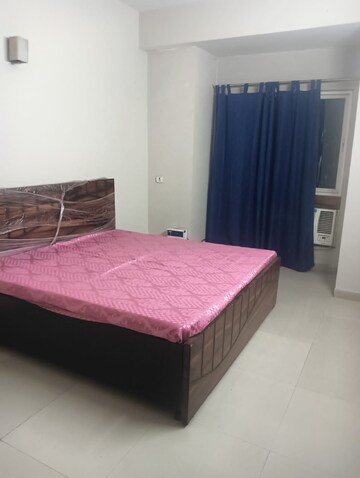 3.5 BHK Apartment For Rent in Mahagun Moderne, Sector 78