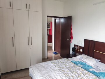 Room in 2 BHK Apartment at Pivotal Devaan, Sector 84 – for Rent