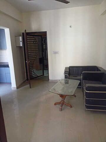 Room in 2 BHK Apartment at Omkar Royal Nest, Tech Zone 4 Greater Noida – for Rent