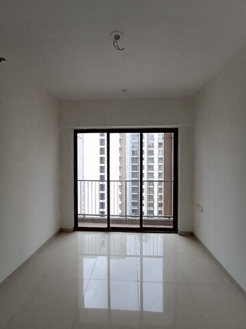 Room in 1 BHK Apartment at Runwal My City, Dombivli East – for Rent