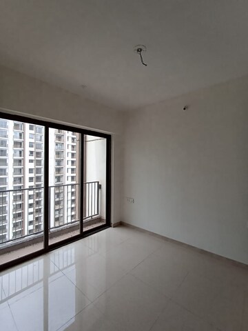 Room in 1 BHK Apartment at Runwal My City, Dombivli East – for Rent