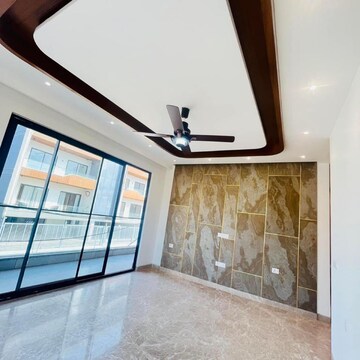 Room in 3 BHK Builder Floor at Anant Raj The Estate Floors, Sector 60 – for Sale