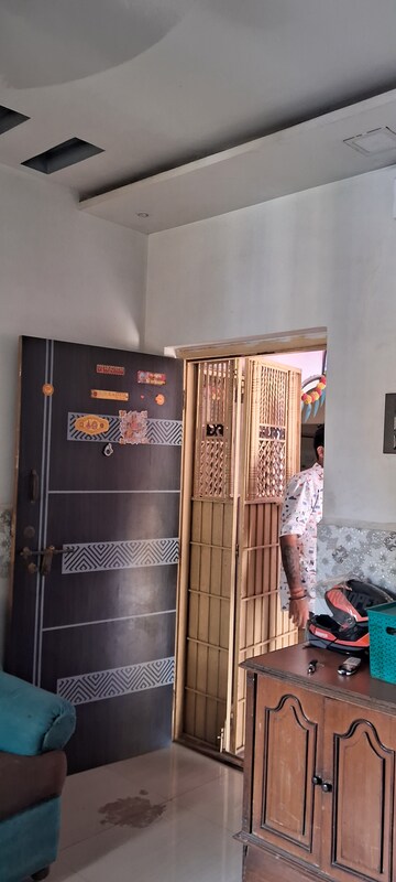 Room in 1 BHK Apartment at Shivam CHS Kopar Khairane, Kopar Khairane – for Rent