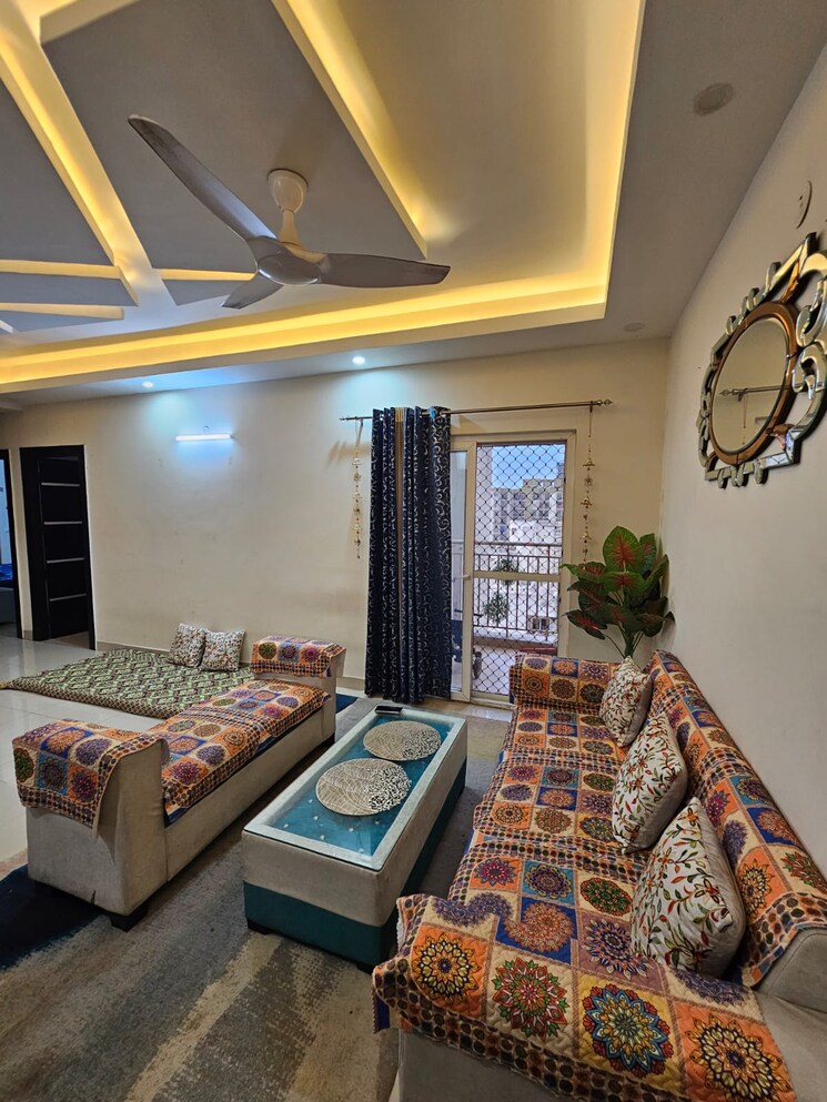 Living Room, lok-everest 3 Bedroom 1620 Sq.Ft. Apartment In Mulund West Mumbai 8519986
