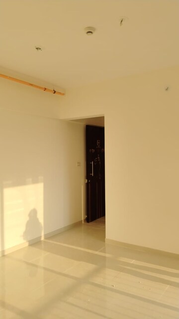 Room in 1.5 BHK Apartment at Runwal My City Phase II Cluster 05, Dombivli East – for Rent