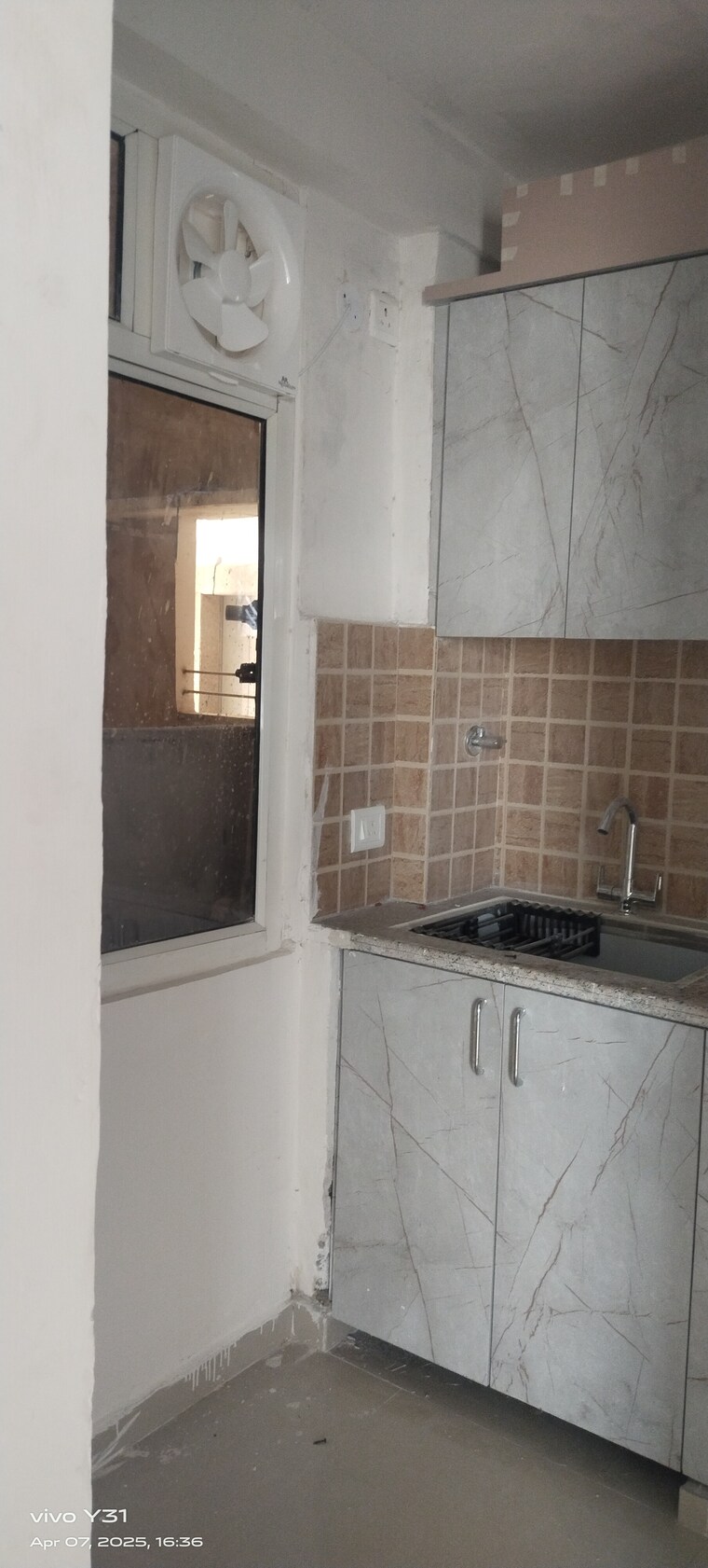 Kitchen, mahagun-mywoods-ii 3 Bedroom 1520 Sq.Ft. Apartment In Sector 16c Greater Noida Greater Noida 8519892